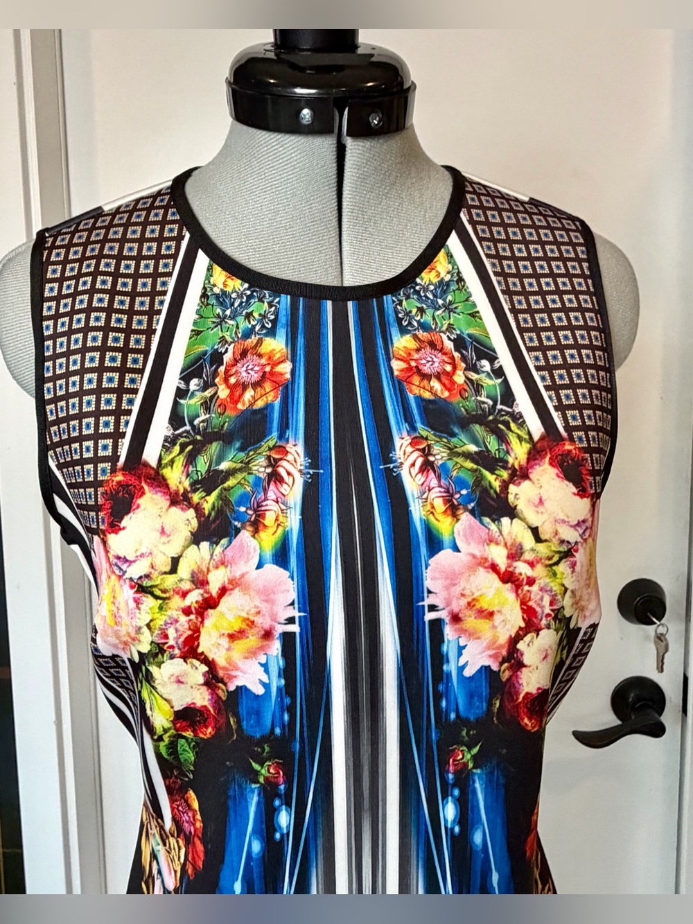 Clover Canyon Sleeveless Neoprene mixed pattern Midi Dress, blue/blk, S, GUC - Picture 9 of 12